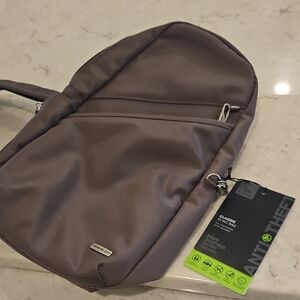 Travelon Anti-Theft Classic Sling Bag - Nutmeg - NWT